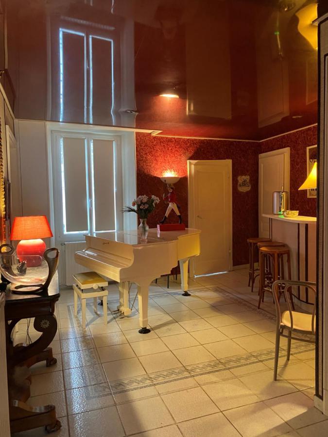 Le Clos Du Tulipier Bed & Breakfast